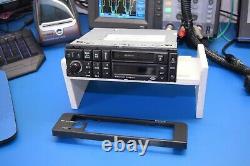 Land Rover Range Rover P38 Radio Tape Player Pu9836a Clarion Prc7618 Diversity