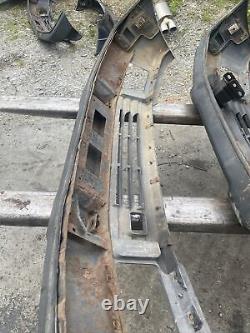 Lot326 RANGE ROVER P38 Front Bumper. 574 Painted Lower Edge