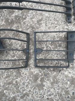 RANGE ROVER P38 Set Of Light Guards Very Rare Lot10