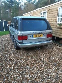 RANGE ROVER P38 with PRIVATE PLATE