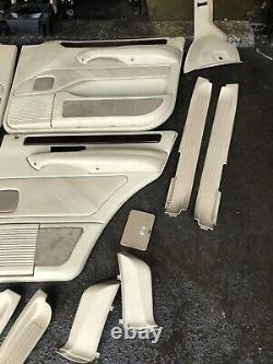 Range Rover P38 2.5 4.0 4.6 Cream Leather Interior Seats With Red Piping 94-02