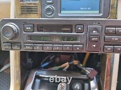 Range Rover P38 Alpine Stereo With Code And CD Changer. Xqd101550lnf. Xqe100240