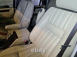 Range Rover P38 Autobiography Front Seats With Wood Picnic Tables